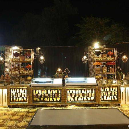 Executive Club Bareli Exterior foto