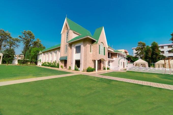 Executive Club Bareli Exterior foto