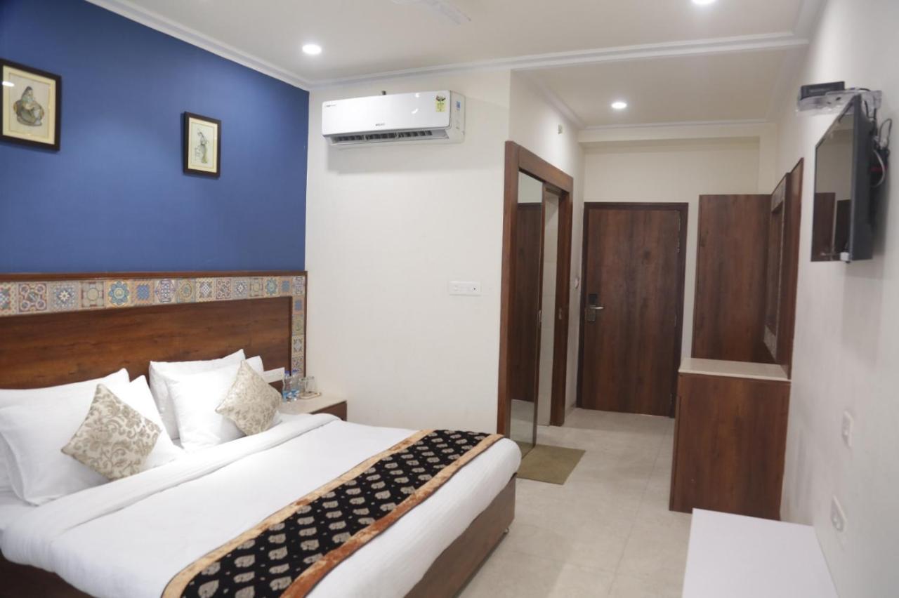 Executive Club Bareli Exterior foto