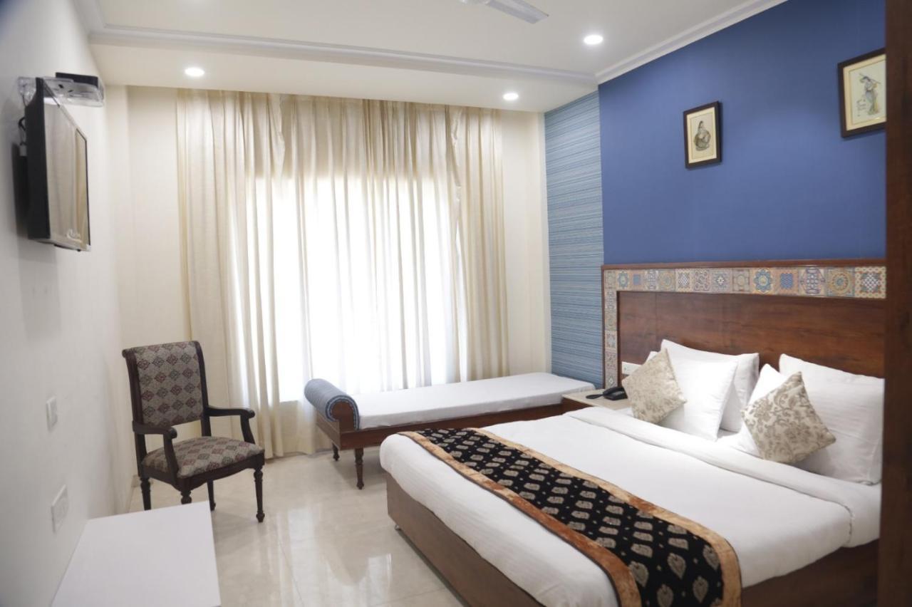 Executive Club Bareli Exterior foto